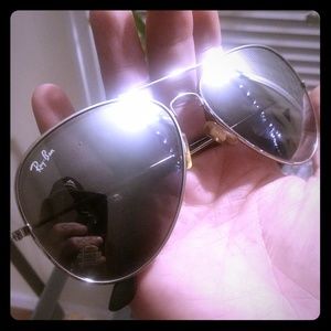 Ray-Ban Aviators / Hard Leather Case + Free Gift